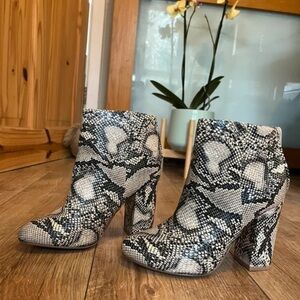 JustFab Black and White Snakeskin Ankle Boots